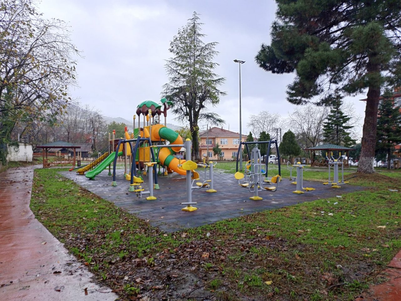 Kurtköy Fatih Mahallesi Park 2