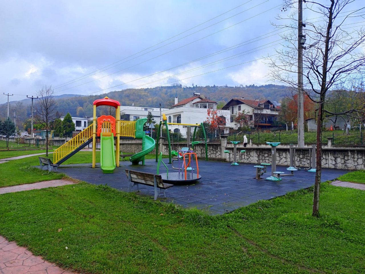 Güldibi Mahallesi Park 4