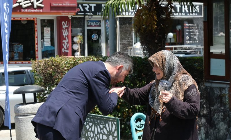 Sapanca Belediyesi'nden Bayramlaşma Buluşması