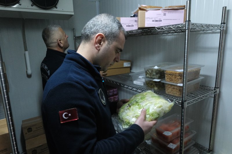 Sapanca’daki Fast Food İşletmelerine Zabıta Denetimi