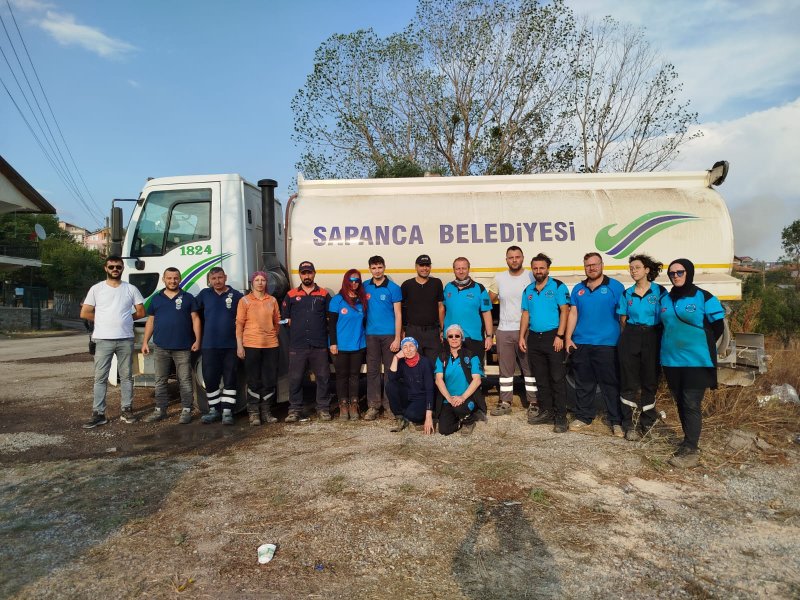 Sapanca’dan Yangınla Mücadeleye Dört Su Tankeri Desteği